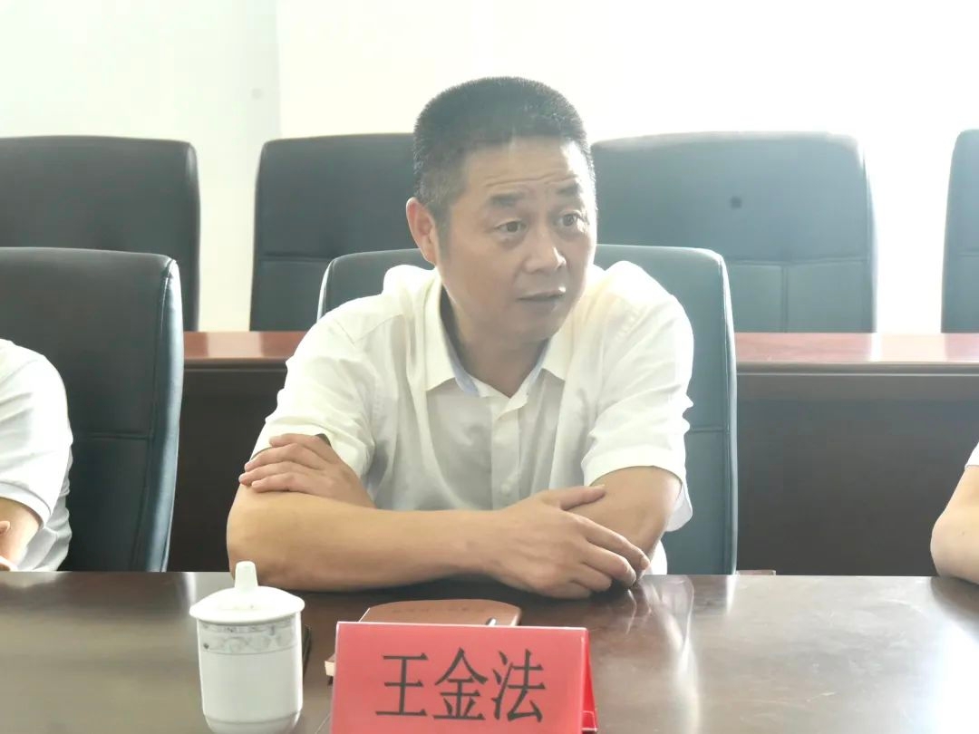 桃李芬芳意 關懷潤師心｜雁蕩鎮開展教師節慰問活動